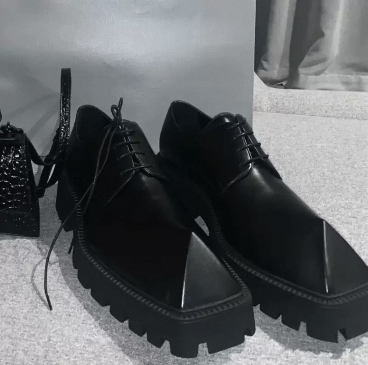Rhino Horn Platform Thick-Soled Small Leather Shoes - Buy on Payuee e-Shop